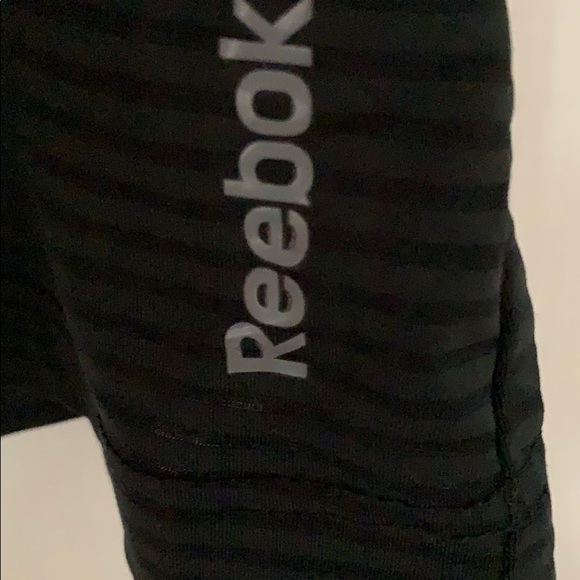Reebok tank women’s - Picture 2 of 2